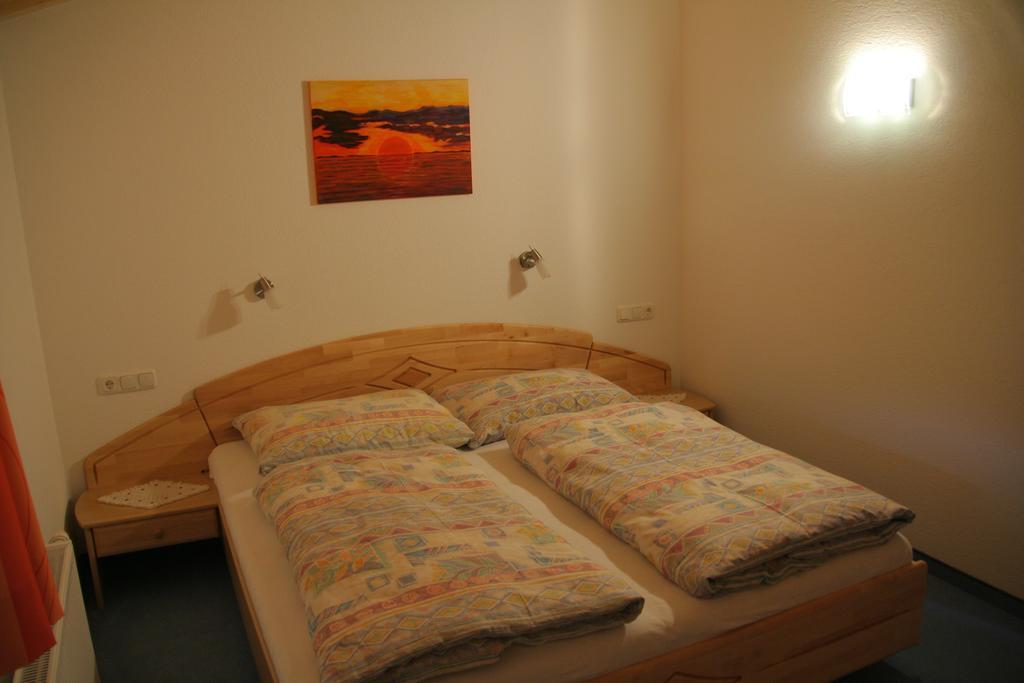 Haus Barbara Breuer Apartment Neukirchen am Großvenediger Room photo