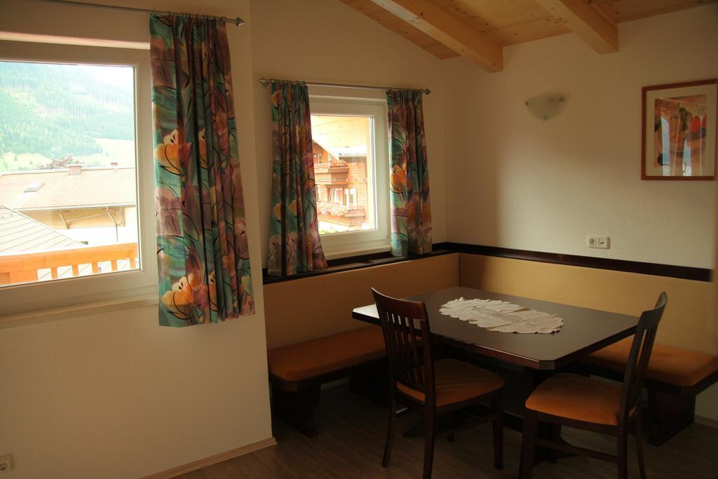 Haus Barbara Breuer Apartment Neukirchen am Großvenediger Room photo